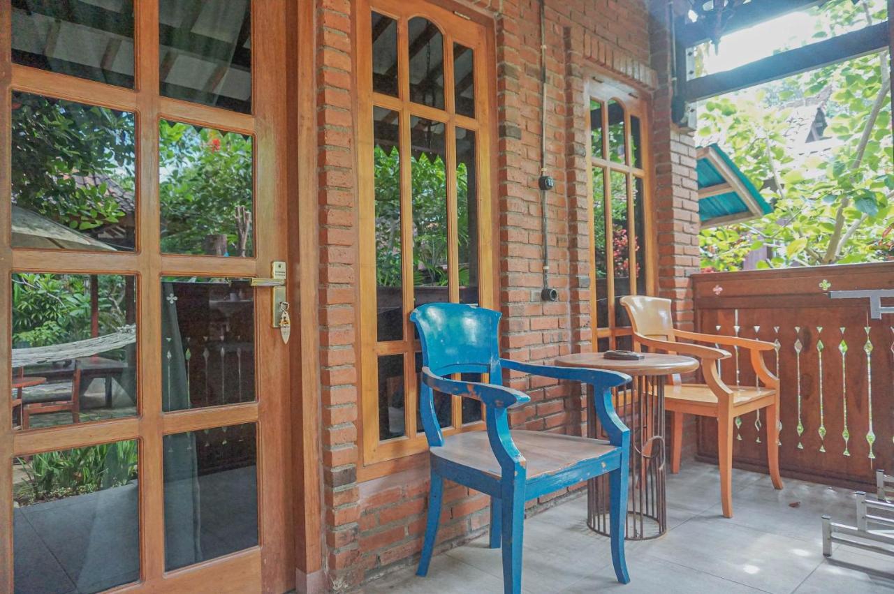 The Wisma Pulau Merah Pasanggaran Exterior foto